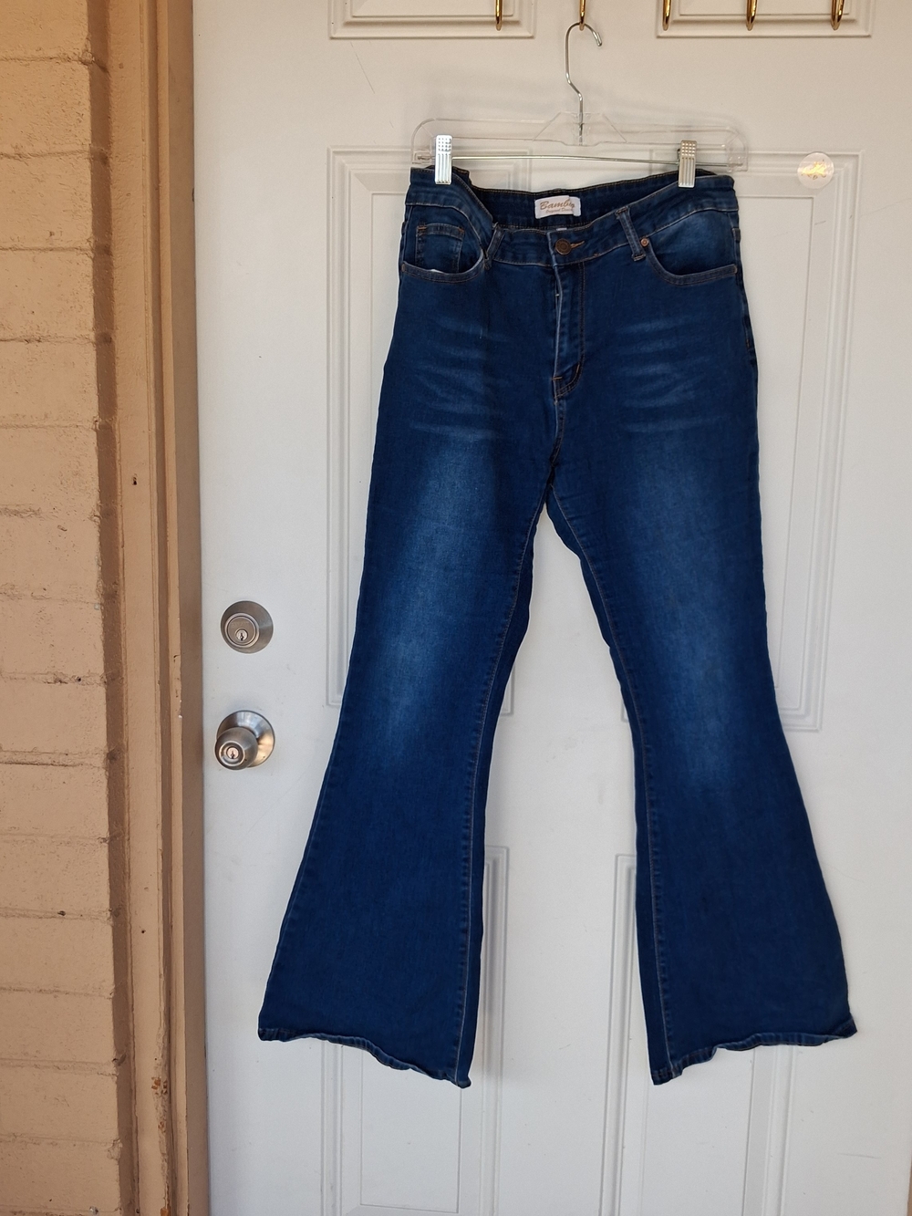 Bamboo Women's Flare Jeans Blue Waist 17 Like New